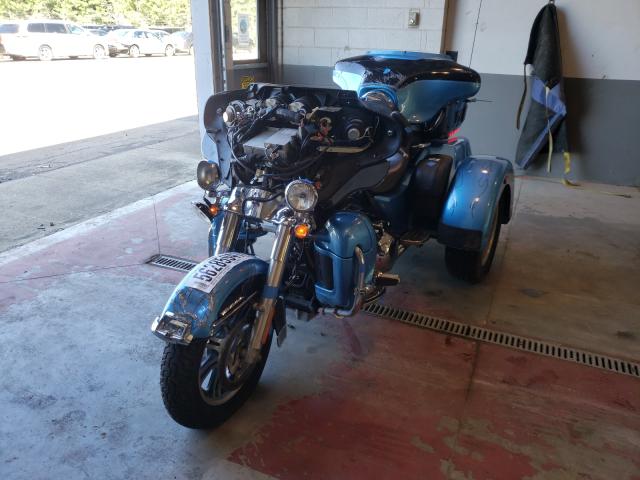 2011 HARLEY-DAVIDSON FLHTCUTG 1HD1MAM1XBB854730