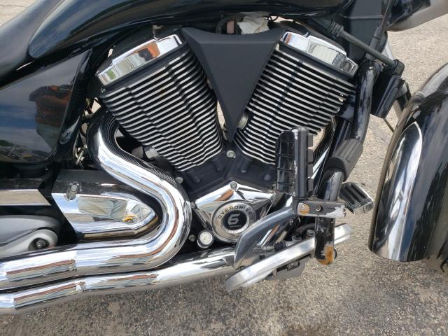 2018 VICTORY MOTORCYCLES KINGPIN 5VPCD26L773003518