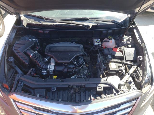 2018 CADILLAC XT5 1GYKNARS4JZ216185