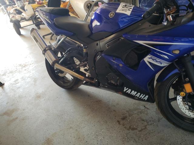 2009 YAMAHA YZFR6 S JYARJ06E09A040279