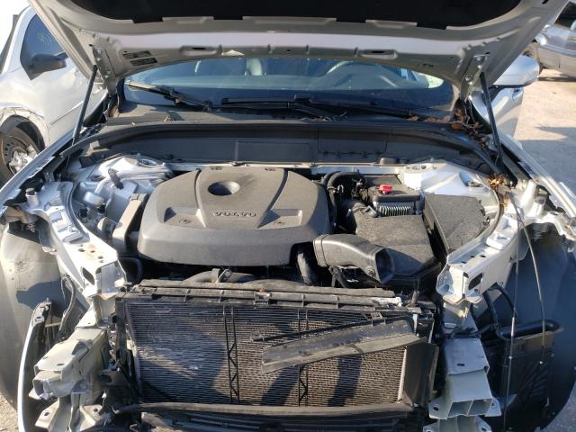 2019 VOLVO XC60 T5 LYV102RK6KB213738