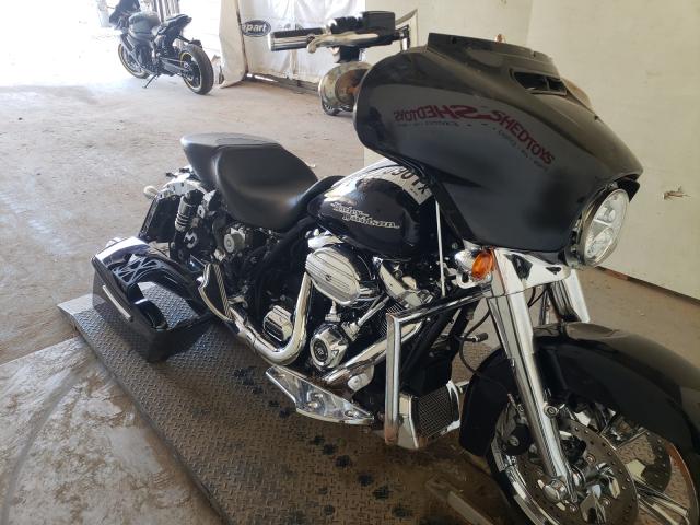 2019 HARLEY-DAVIDSON FLHX 1HD1KBC13KB611807