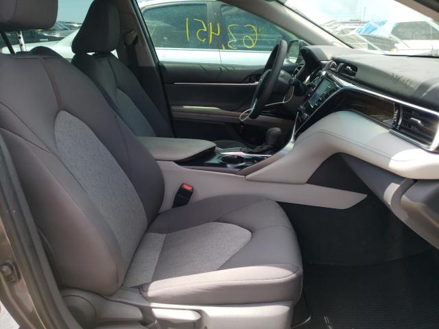 2018 TOYOTA CAMRY L/LE 4T1B11HK9JU095942
