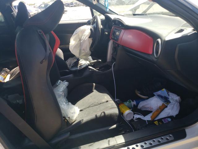 2013 TOYOTA FR-S JF1ZNAA1XD2706382