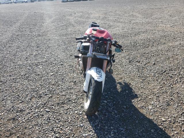 2006 SUZUKI GSX-R1000 JS1GT76AX62105571