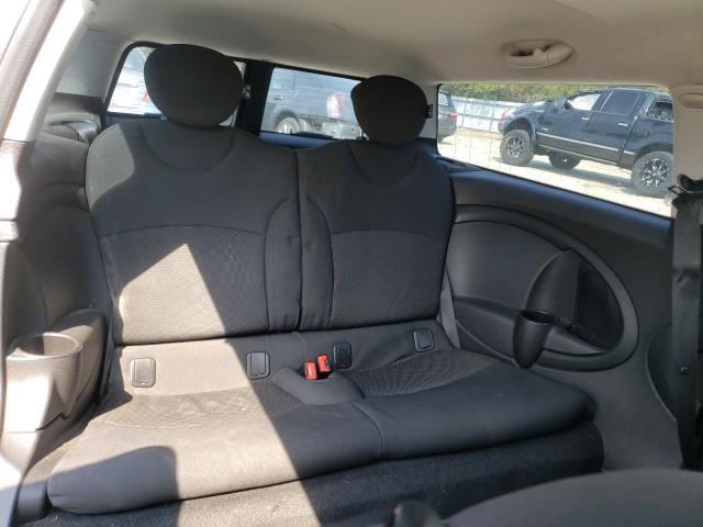 2010 MINI COOPER CLU WMWML3C51ATX37724