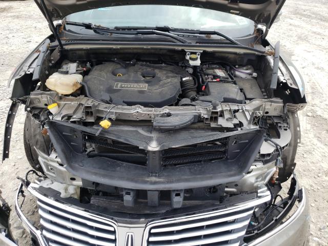 2016 LINCOLN MKC RESERV 5LMCJ3C93GUJ28119