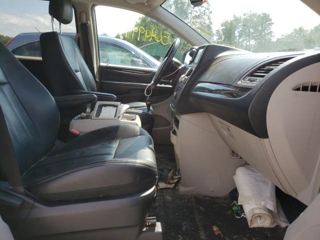 2013 CHRYSLER TOWN AND C 2C4RC1BG5DR594143