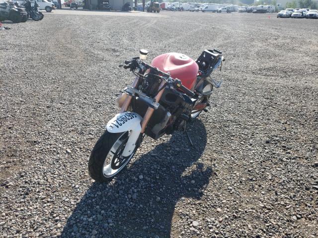 2006 SUZUKI GSX-R1000 JS1GT76AX62105571
