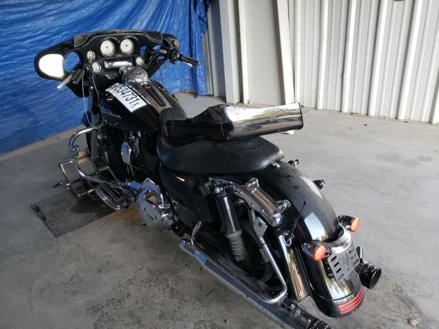 2010 HARLEY-DAVIDSON FLHX 1HD1KB417AB650753