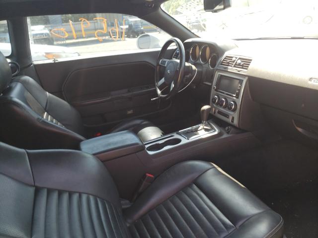 2B3CJ4DV7AH255315 Dodge Challenger 2010. Фото: 4