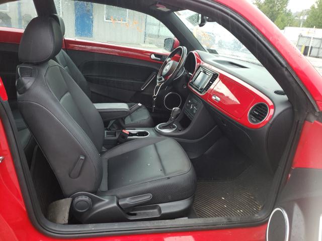 2016 VOLKSWAGEN BEETLE SE 3VWJ17AT7GM613885