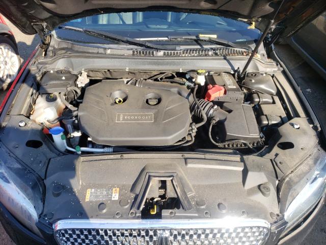 2017 LINCOLN MKZ RESERV 3LN6L5F94HR600452