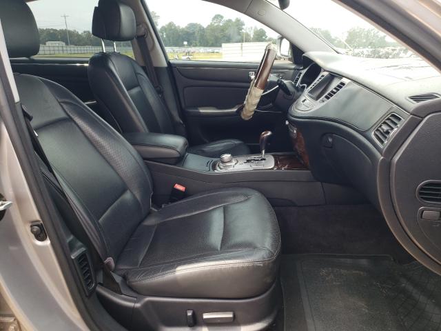 2011 HYUNDAI GENESIS 4. KMHGC4DFXBU125980