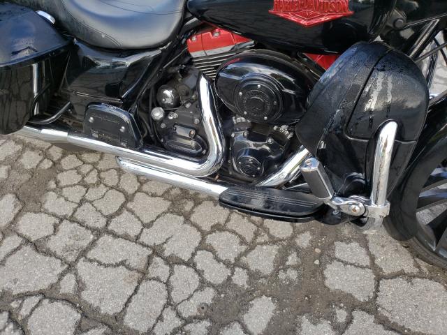 2010 HARLEY-DAVIDSON FLHX 1HD1KB419AB660149