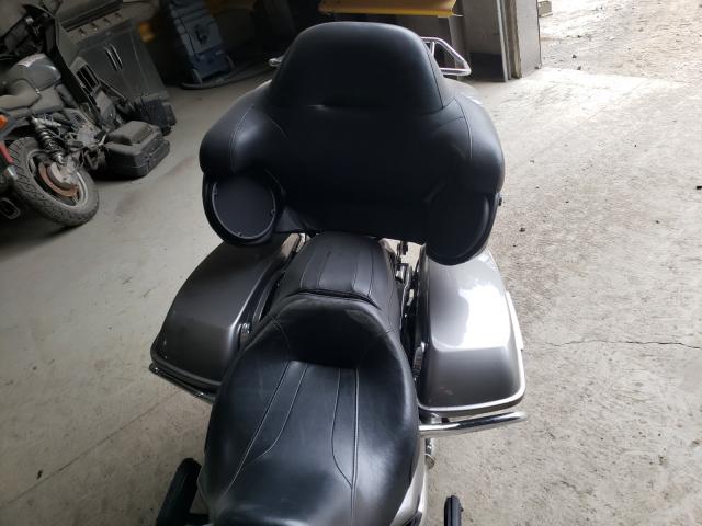 2016 HARLEY-DAVIDSON FLTRU 1HD1KGL18GB612536