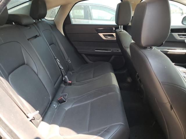 2019 JAGUAR XF PREMIUM SAJBJ4FX9KCY79339