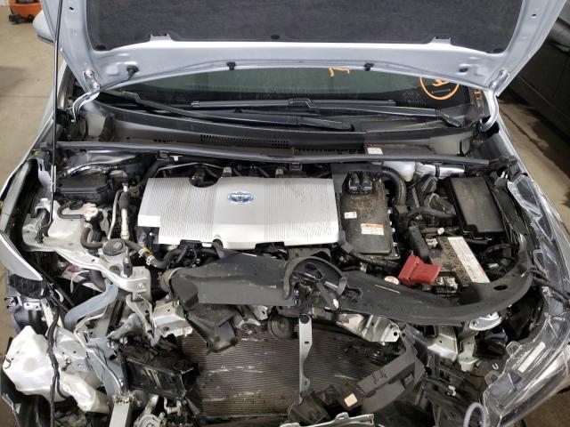2021 TOYOTA PRIUS LE JTDL9MFU7M3026989