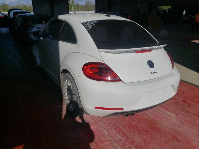 2016 VOLKSWAGEN BEETLE SE 3VWJ17AT1GM635669