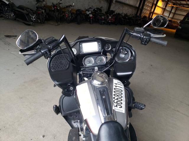 2016 HARLEY-DAVIDSON FLTRU 1HD1KGL18GB612536