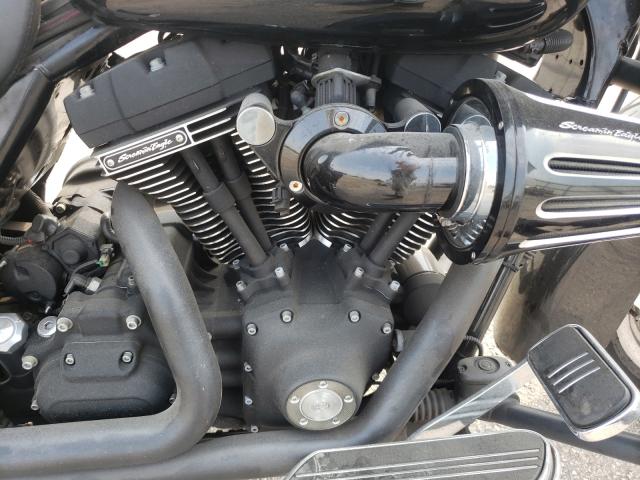 2007 HARLEY-DAVIDSON FLHX 1HD1KB4147Y703656