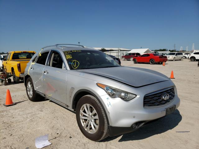 Infiniti fx35 2011