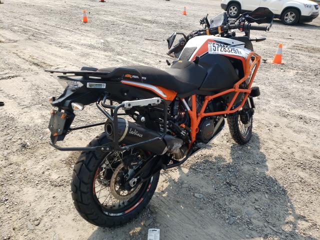2019 KTM 1290 SUPER VBKV59405KM913353