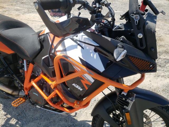 2020 KTM 1290 SUPER VBKV59405LM920398