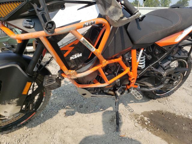 2019 KTM 1290 SUPER VBKV59405KM913353
