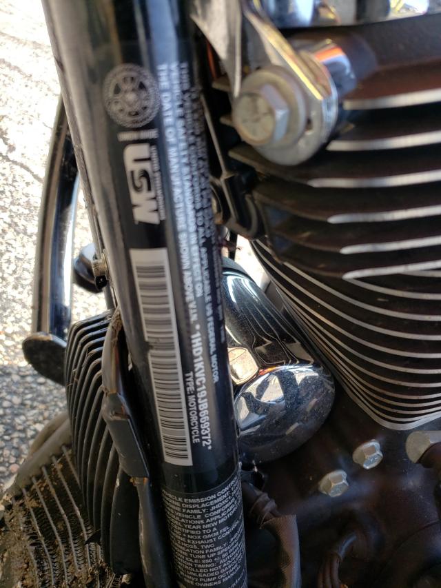2018 HARLEY-DAVIDSON FLHRXS 1HD1KVC19JB669372
