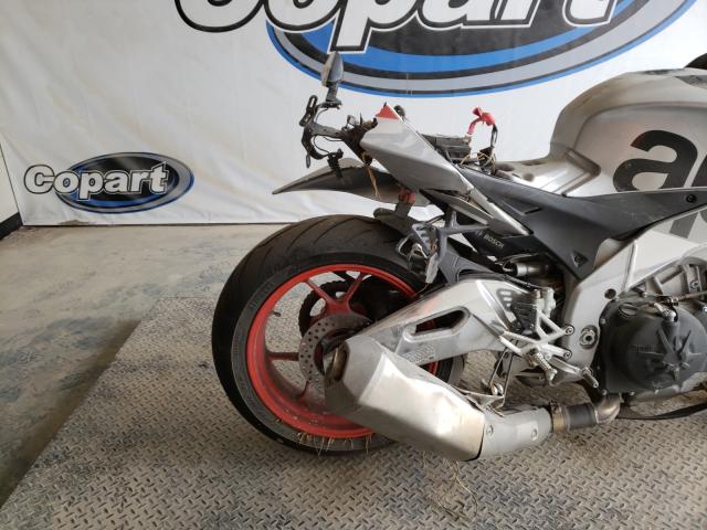 2019 APRILIA TUONO V4 1 ZD4KGUA19KS000285