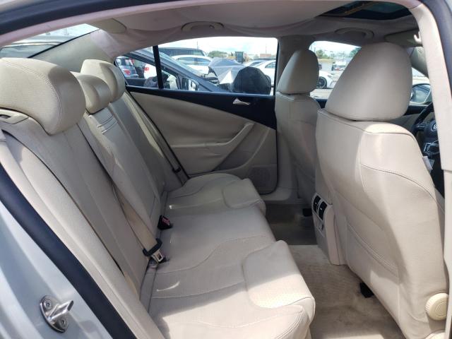 2010 VOLKSWAGEN PASSAT KOM WVWJK7AN1AE155369