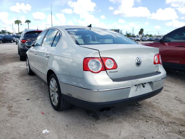 2010 VOLKSWAGEN PASSAT KOM WVWJK7AN1AE155369