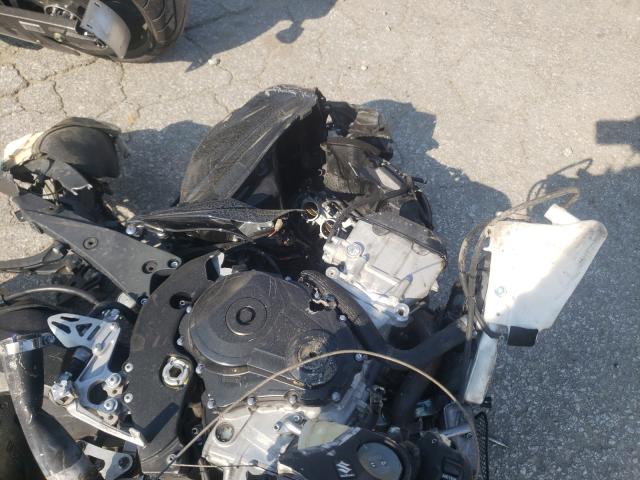 2014 SUZUKI GSX-R1000 JS1GT78A0E2101041
