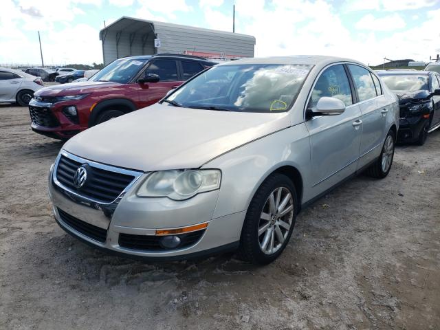 2010 VOLKSWAGEN PASSAT KOM WVWJK7AN1AE155369