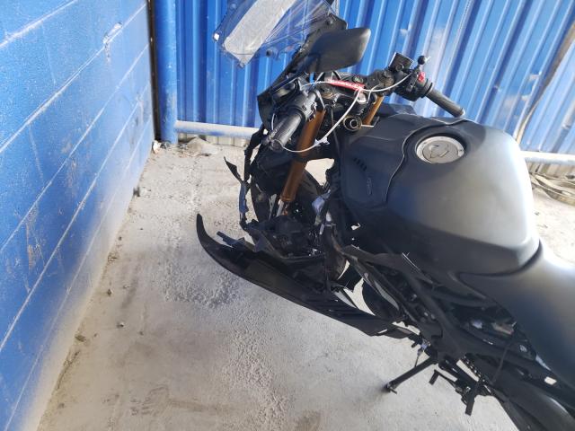 2019 YAMAHA YZFR3 A MH3RH18Y5KK001573