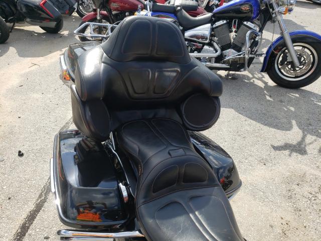 2019 HARLEY-DAVIDSON FLHTK 1HD1KEF15KB684464