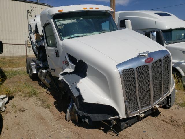 Salvage cars for sale from Copart Casper, WY: 2020 Peterbilt 579