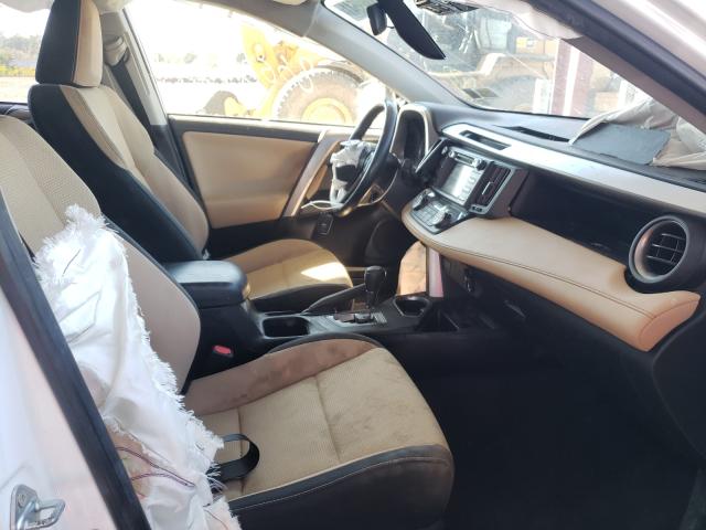 2018 TOYOTA RAV4 HV LE JTMRJREV5JD162066