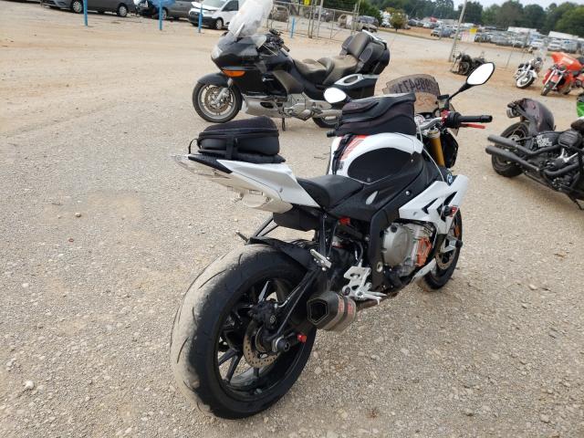 2016 BMW S 1000 R WB10D1206GZ696759