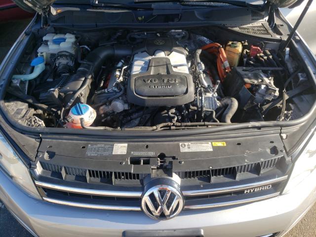 2011 VOLKSWAGEN TOUAREG HY WVGFG9BP3BD002644