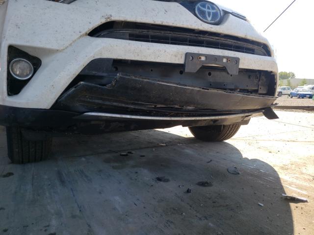2018 TOYOTA RAV4 HV LE JTMRJREV5JD162066