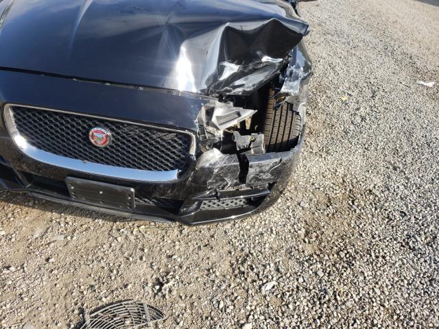 2017 JAGUAR XE SAJAR4BG9HA964521