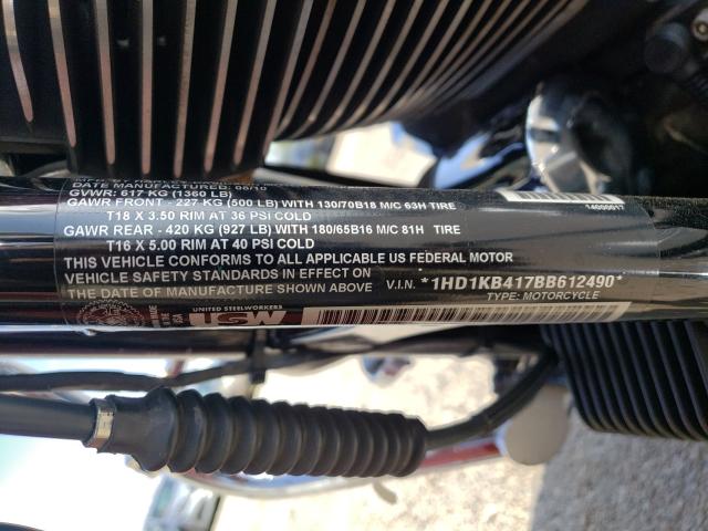 2011 HARLEY-DAVIDSON FLHX 1HD1KB417BB612490