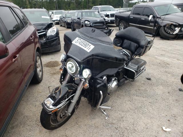 2009 HARLEY-DAVIDSON FLHTCU 1HD1FC4139Y683395