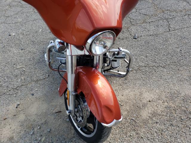2011 HARLEY-DAVIDSON FLHX 1HD1KB417BB612490