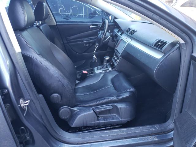 2010 VOLKSWAGEN PASSAT KOM WVWJK7AN4AE147184