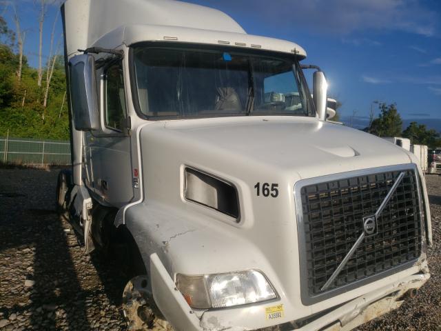 2014 VOLVO VN VNM #3045868622