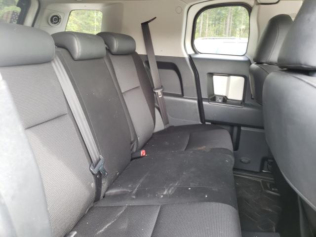 2010 TOYOTA FJ CRUISER JTEBU4BF2AK077637