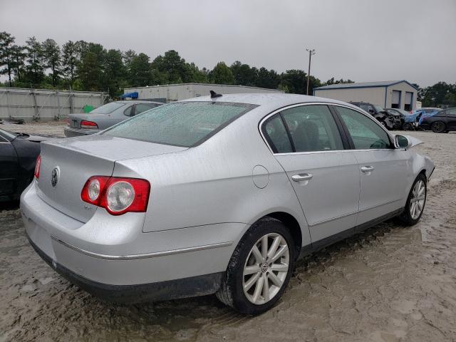 2010 VOLKSWAGEN PASSAT KOM WVWJK7AN3AE137388